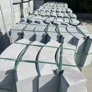 抚顺 芝麻灰弧形路沿石