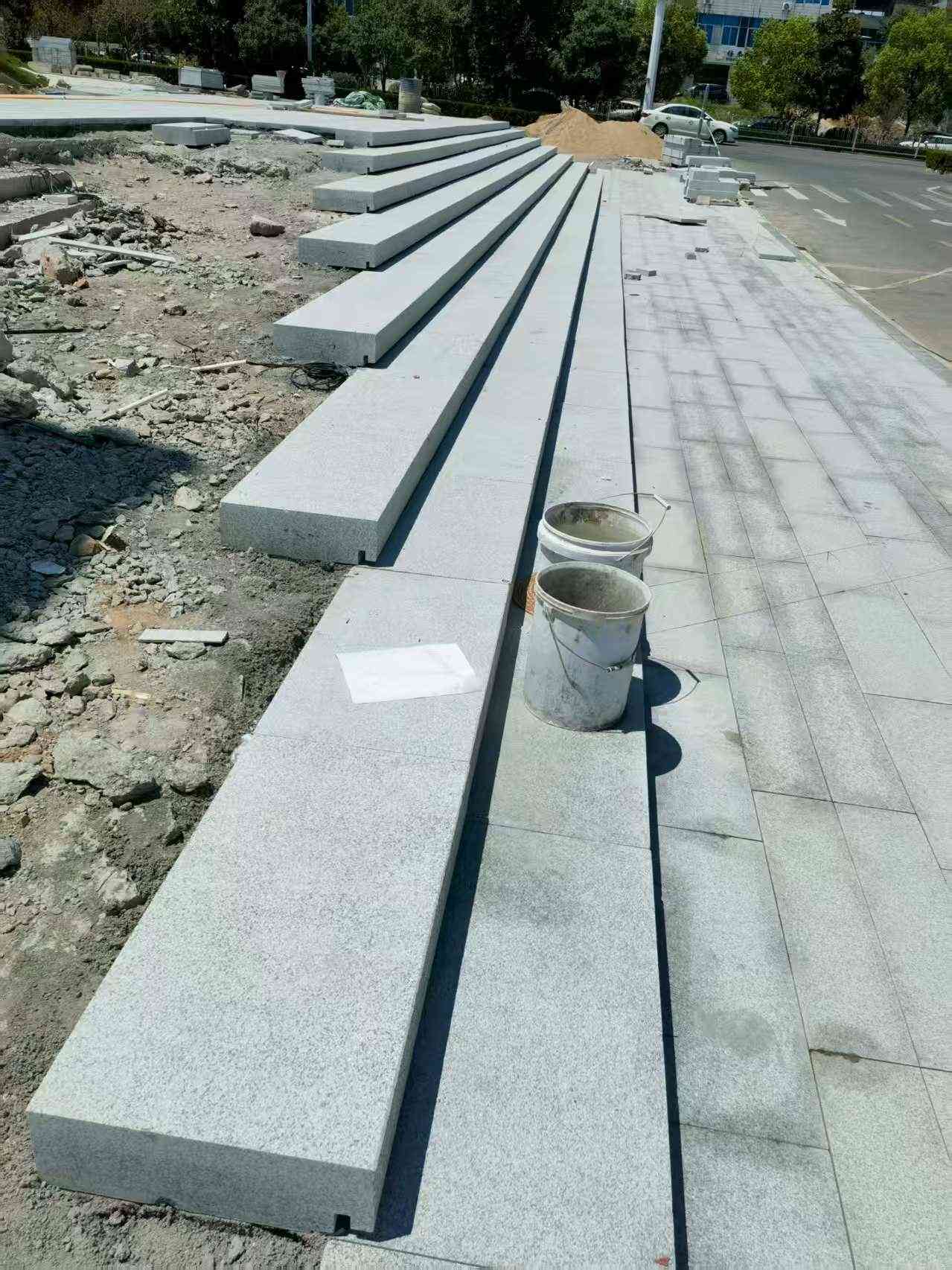 抚顺 芝麻白整石台阶，施工现场