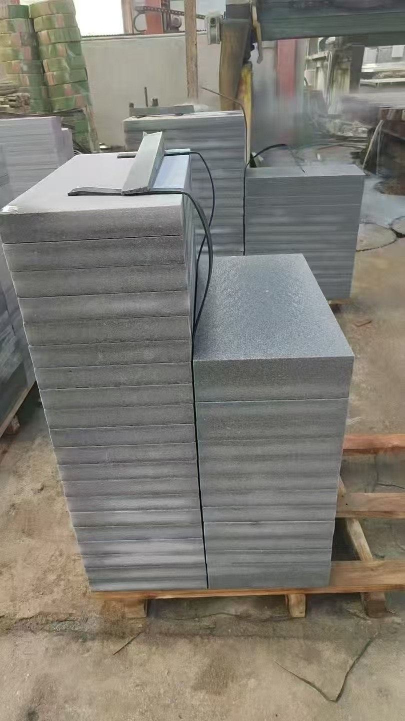 抚顺 芝麻灰火烧面300*600*50地铺石材