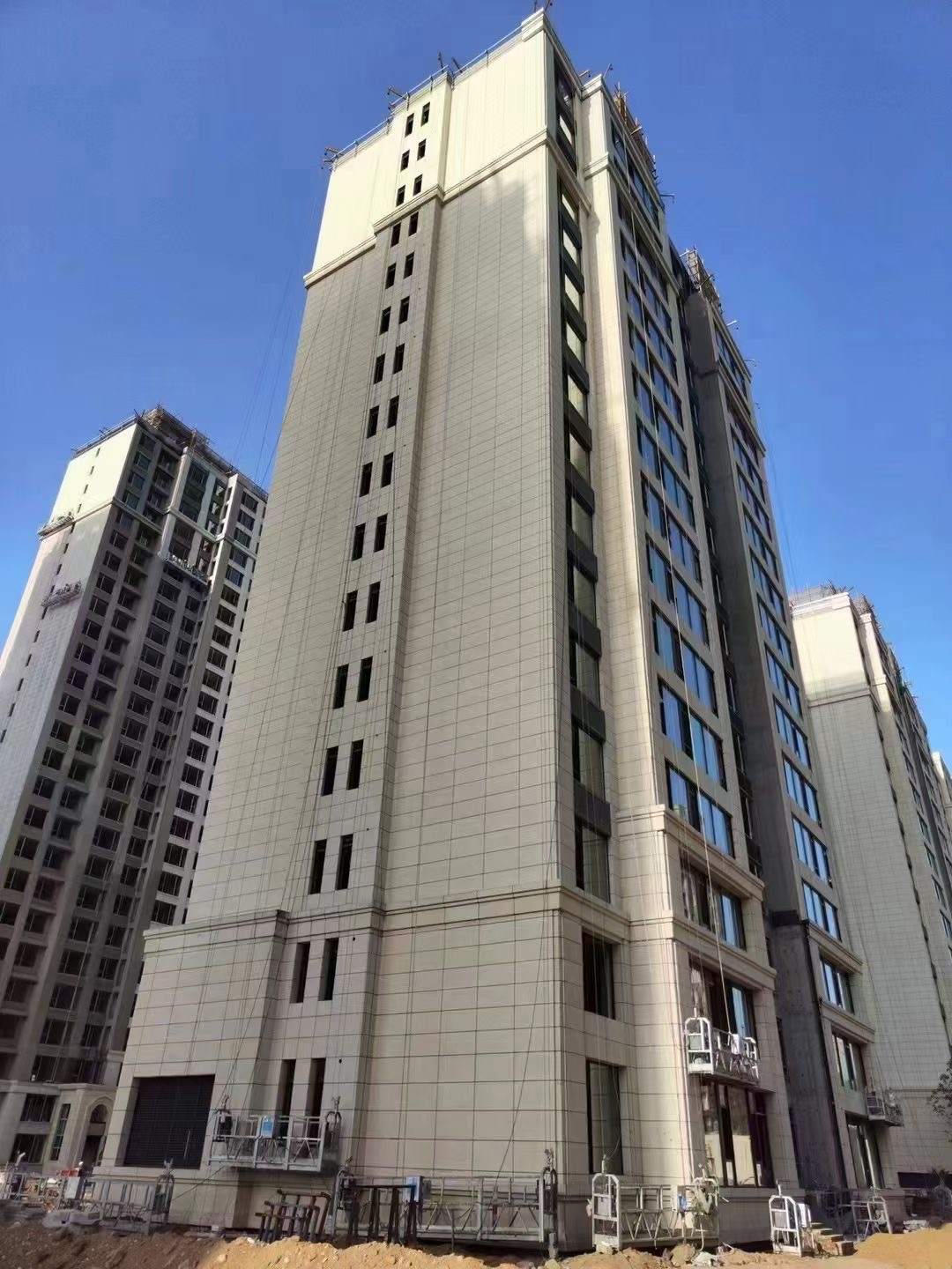 抚顺黄金麻高端小区，外墙干挂